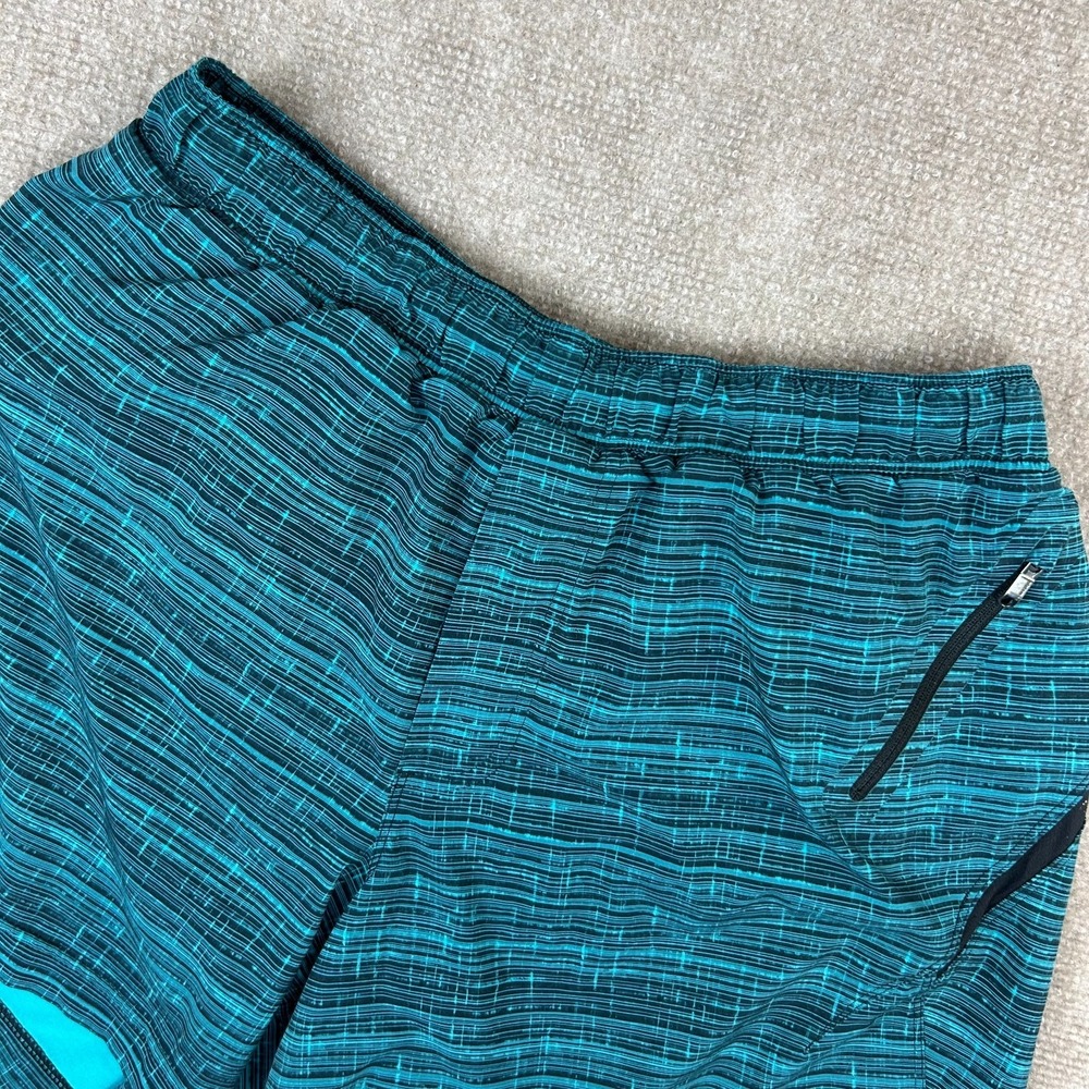 Lululemon‎ Athletica Shorts Mens Medium Green Space Dye Stretch Built In Brief